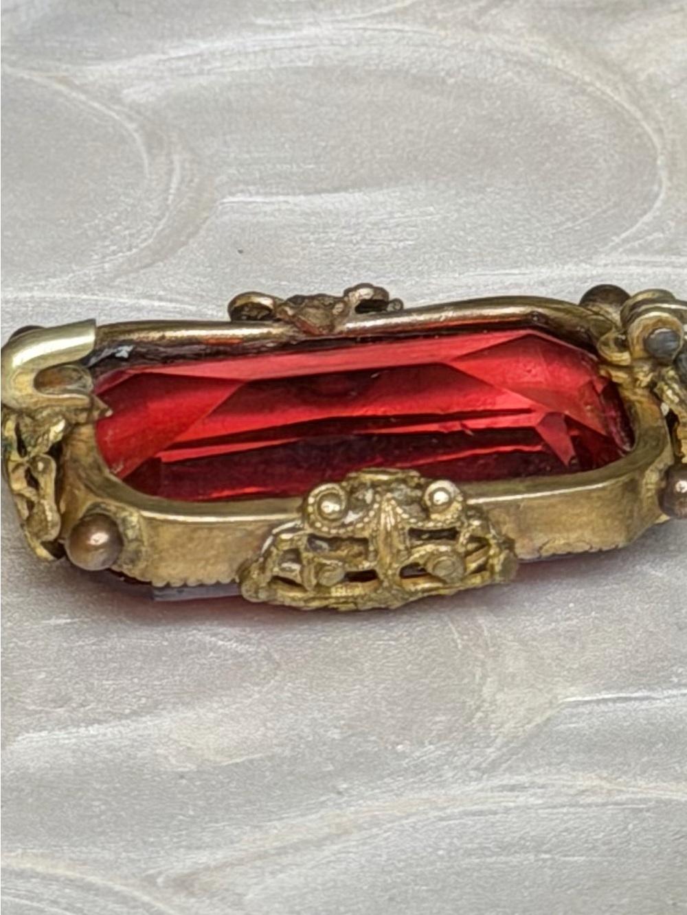 Antique Bohemian Czech Ruby Red Glass Brooch Edwardian Era - Picture 3 of 4